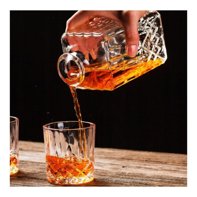 Karafka do whisky alkoholu grube szkło 950 ml Karafka do whisky alkoholu grube szkło 950 ml