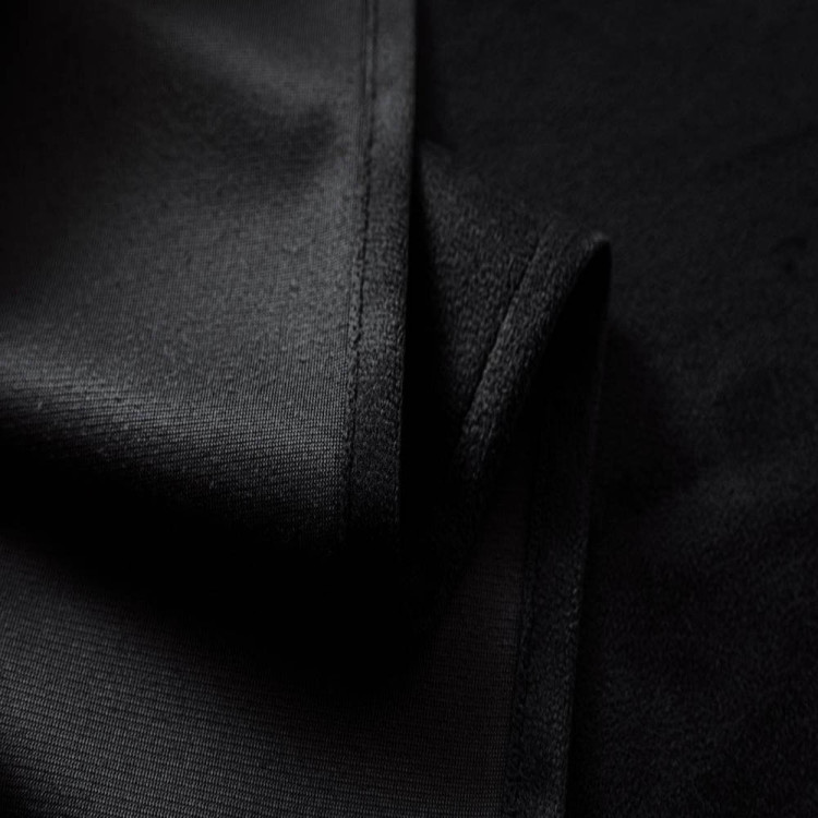 Zasłony zaciemniające na taśmie Cotton World Velvet na taśmie 140x250 cm czarne