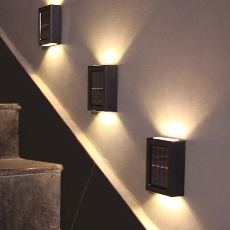 Lampa solarna kinkiet 4 LED oświetlenie zewnętrzne lampa elewacyjna