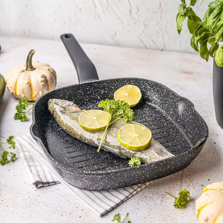 Patelnia grillowa kwadratowa 24 cm z powłoką marmurkową Klausberg KB 7661