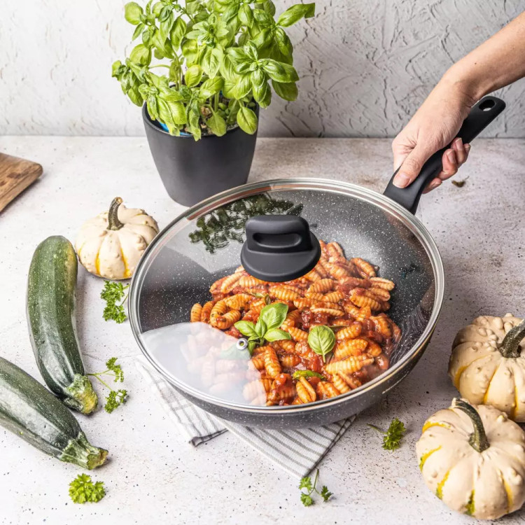Wok z pokrywką 28 cm patelnia głęboka marmurowa duża Klausberg KB 7668 czarny marmurek