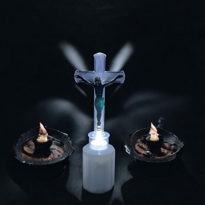 Wkład LED do znicza figurka krzyża  18 cm białe światło