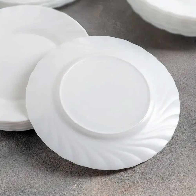 Talerzyki deserowe szklane 15.5 cm zestaw 6 sztuk spodek na ciasto deser Trianon Luminarc