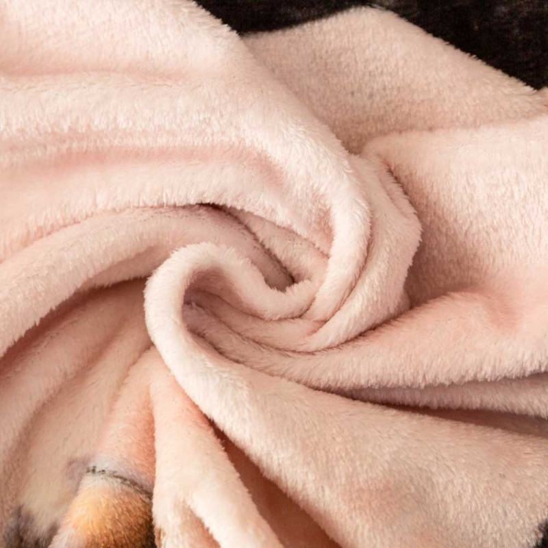 Koc z realistycznym nadrukiem nadrukiem 160x200 miękki pled narzuta na łóżko Cotton World KSM 89 wzór czarny koń