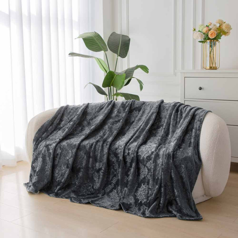 Koc 160x200 cm mikrofibra Cotton World miękki ciepły pled narzuta na łóżko ciemno szary wytłaczany wzór KHP-45