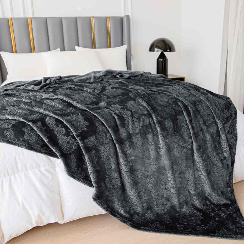 Koc 160x200 cm mikrofibra Cotton World miękki ciepły pled narzuta na łóżko ciemno szary wytłaczany wzór KHP-45