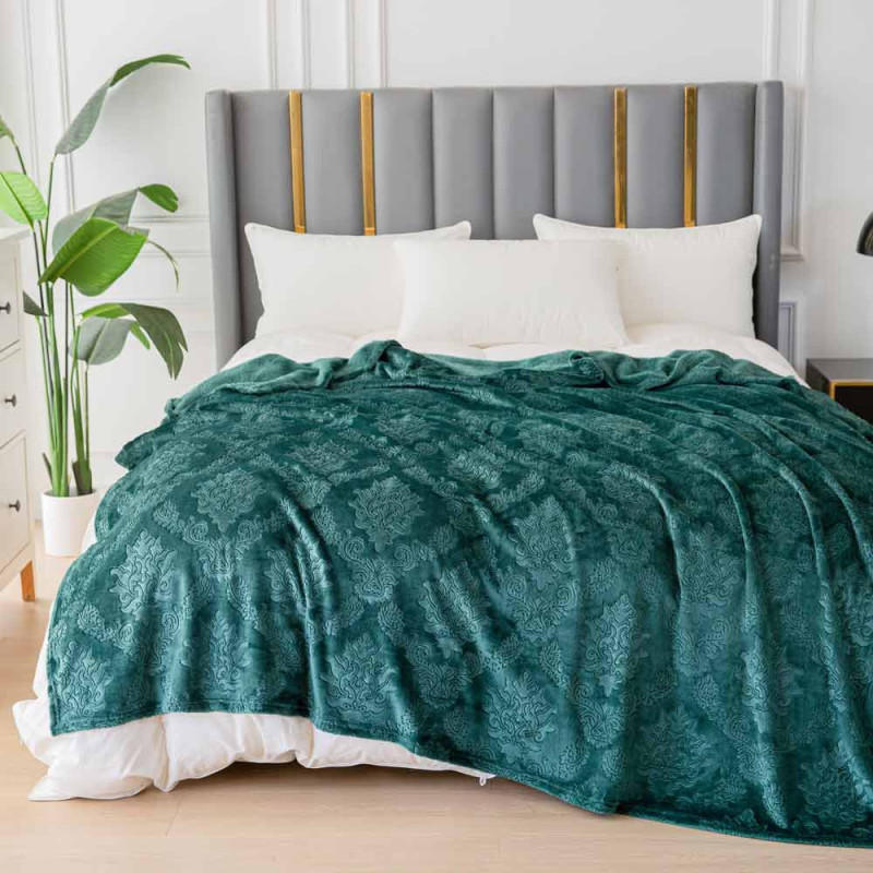 Koc 160x200 cm mikrofibra Cotton World miękki ciepły pled narzuta na łóżko zieleń butelkowa KHP-44