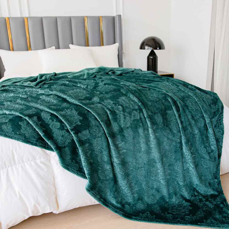 Koc 160x200 cm mikrofibra Cotton World miękki ciepły pled narzuta na łóżko zieleń butelkowa KHP-44