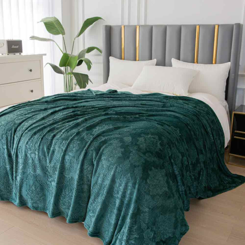 Koc 160x200 cm mikrofibra Cotton World miękki ciepły pled narzuta na łóżko zieleń butelkowa KHP-44