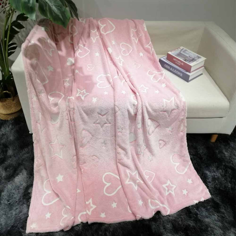 Koc świecący w ciemności 150x200 cm pled z mikrofibry dla dzieci różowy gwiazdy i serca Cotton World