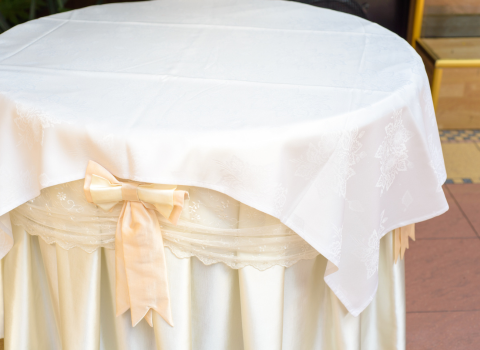 Niezbędny Element Każdej Uroczystości — Eleganckie Obrusy na Stół w Sklepie Internetowym Niezbędny Element Każdej Uroczystości — Eleganckie Obrusy na Stół w Sklepie Internetowym
