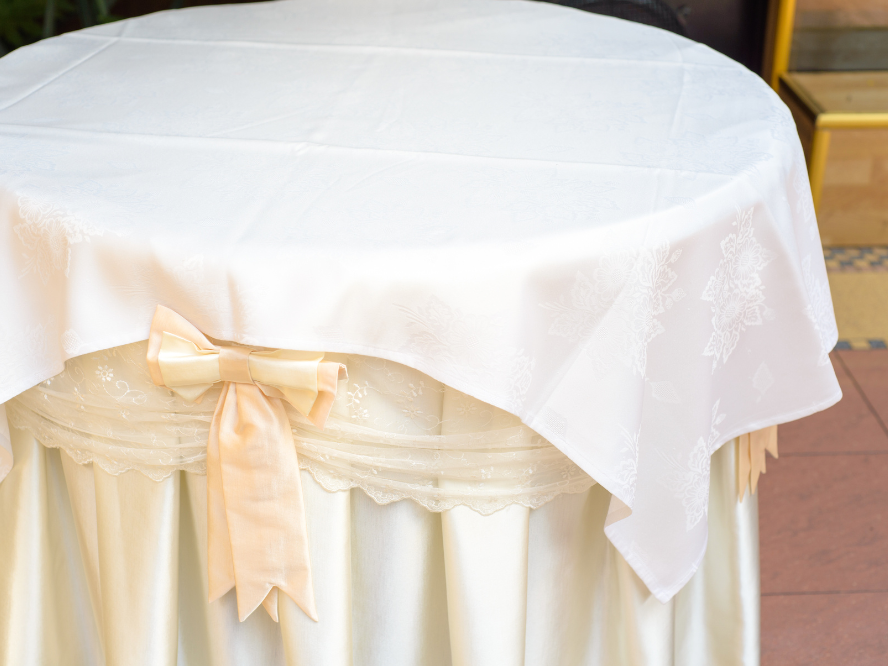 Niezbędny Element Każdej Uroczystości — Eleganckie Obrusy na Stół w Sklepie Internetowym Niezbędny Element Każdej Uroczystości — Eleganckie Obrusy na Stół w Sklepie Internetowym