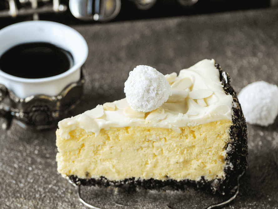 Ciasto Rafaello w domowym wydaniu - przepis, porady i przewodnik po formach do pieczenia Ciasto Rafaello w domowym wydaniu - przepis, porady i przewodnik po formach do pieczenia