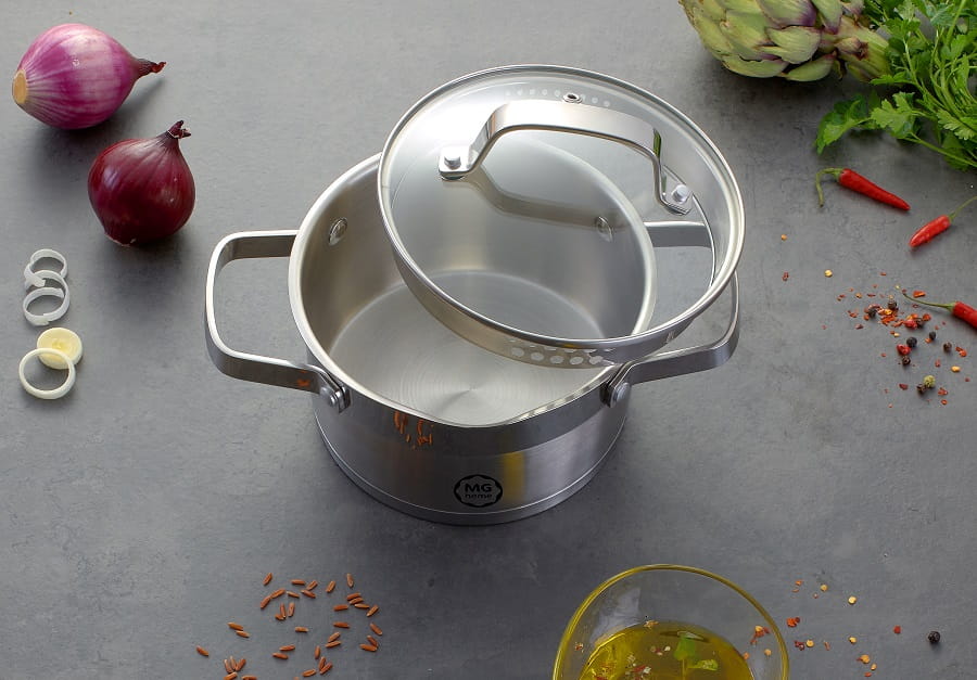 Garnek z pokrywką ze stali nierdzewnej 18 cm MG Home Professional